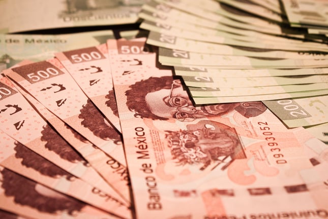 3 mil pesos por luz.jpg